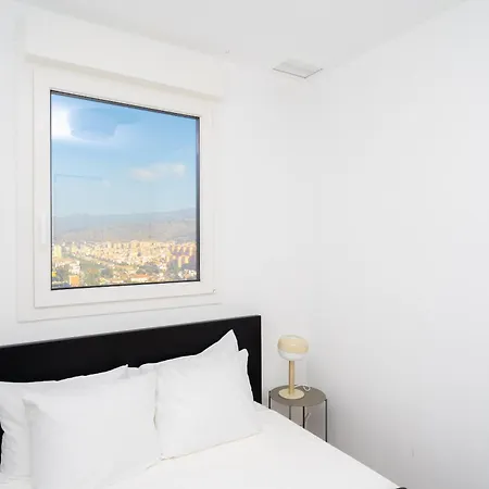 Xpce Urban 7 Skyline - Parking Free * Malaga