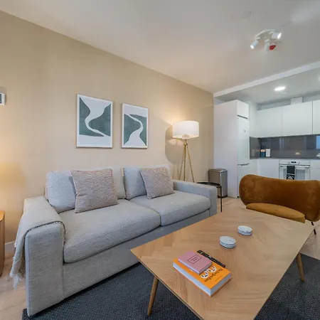 Xpce Urban 7 Skyline - Parking Free Apartment Malaga