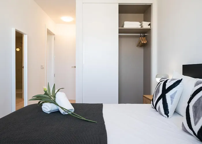 Apartment Xpce Urban 7 Skyline - Parking Free