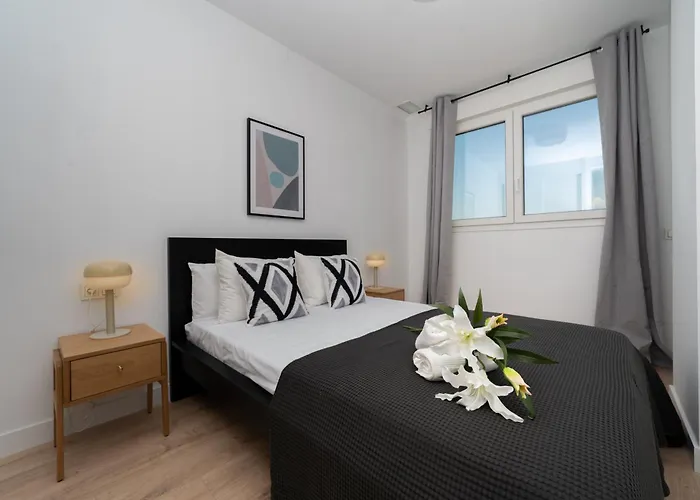 Apartment Xpce Urban 7 Skyline - Parking Free *