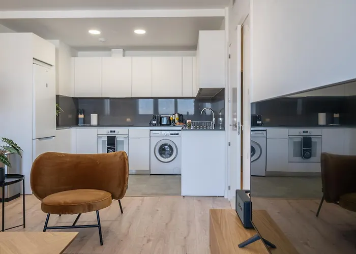 Apartment Xpce Urban 7 Skyline - Parking Free