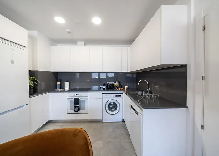 Xpce Urban 7 Skyline - Parking Free Apartment Malaga