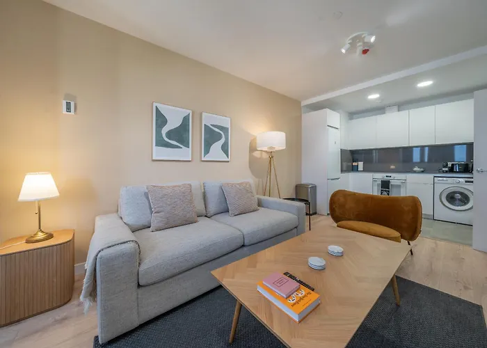 Xpce Urban 7 Skyline - Parking Free Apartment Malaga